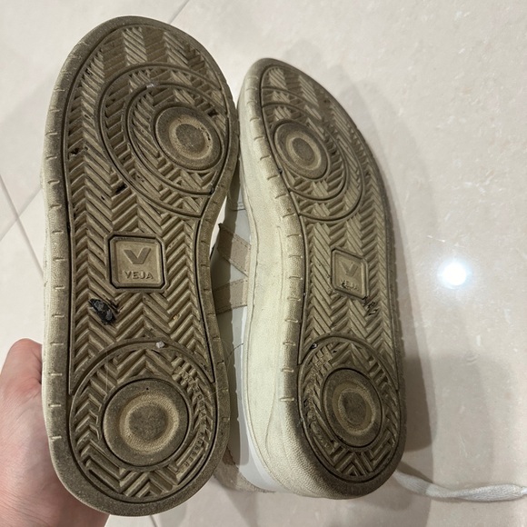 Veja V-12 - Picture 7 of 7